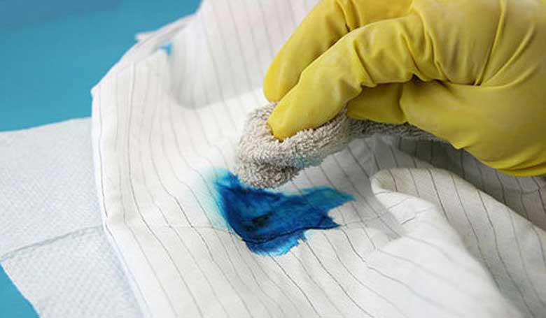 cách tẩy mực bút lông dầu dính trên vải